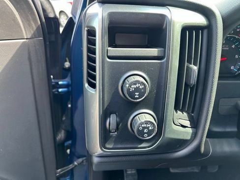 Used 2018 Chevrolet Silverado 1500 LT w/ All Star Edition AWD/4WD image 31