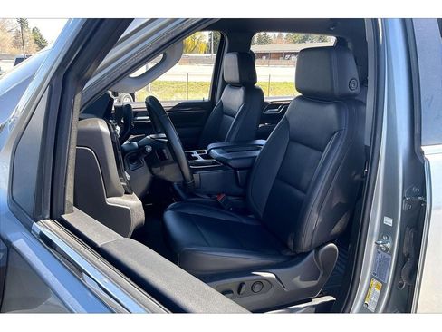 Used 2025 Chevrolet Silverado 3500 LTZ AWD/4WD image 27