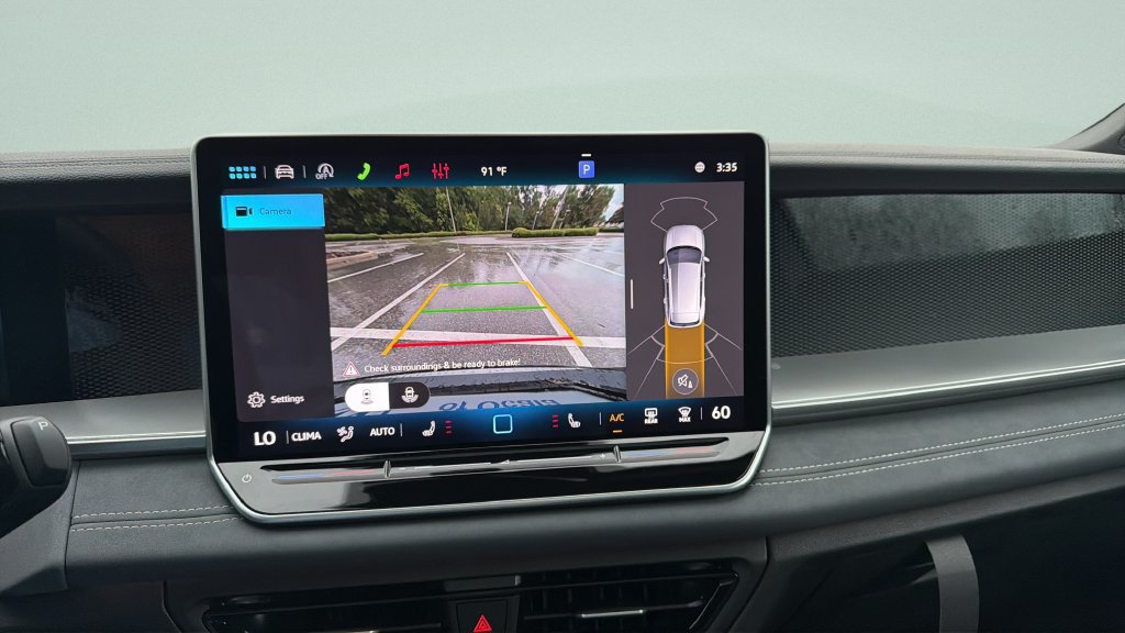 New 2026 Volkswagen Tiguan SE R-Line FWD image 14