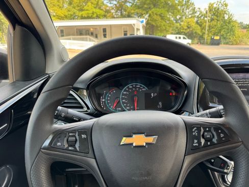 Used 2021 Chevrolet Spark LT image 17