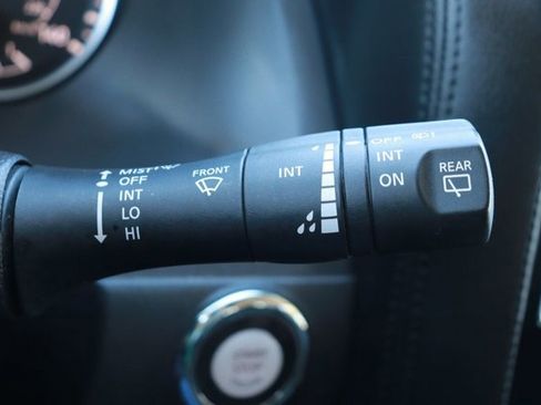 Used 2024 Nissan Armada SV image 25