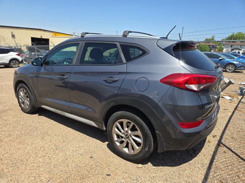 Used 2017 Hyundai Tucson SE w/ SE Popular Package 02 AWD/4WD image 5