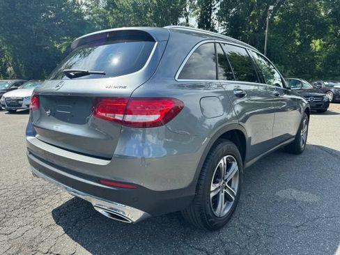 Used 2018 Mercedes-Benz GLC 300 4MATIC w/ Multimedia Package image 5