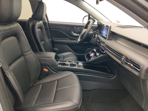 Used 2022 Lincoln Corsair FWD image 21