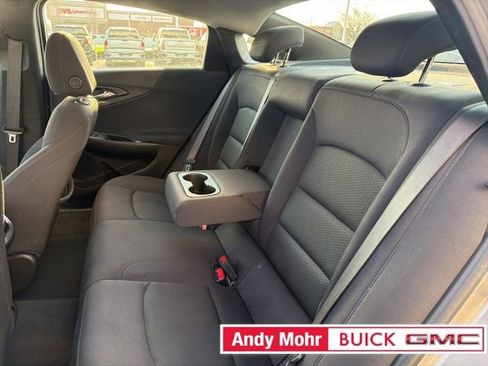 Used 2024 Chevrolet Malibu LT FWD image 17