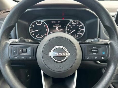 Used 2022 Nissan Rogue SV image 21