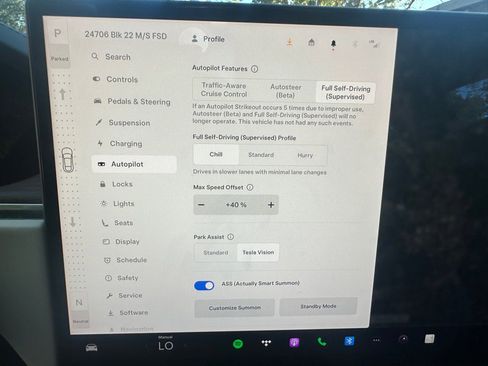 Used 2022 Tesla Model S AWD image 34