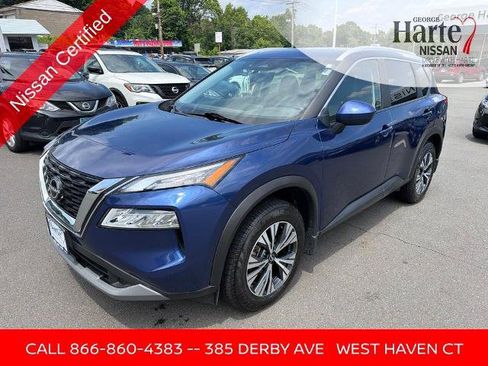 Certified 2023 Nissan Rogue SV w/ SV Premium B Package AWD/4WD image 3