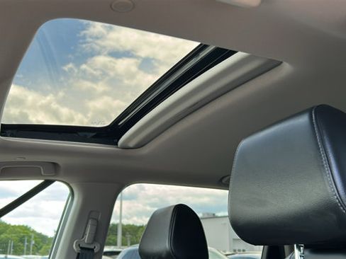 Used 2023 Honda CR-V EX-L image 23
