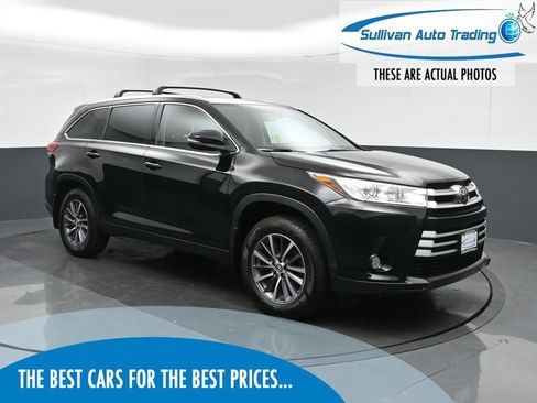 Used 2019 Toyota Highlander XLE image 1