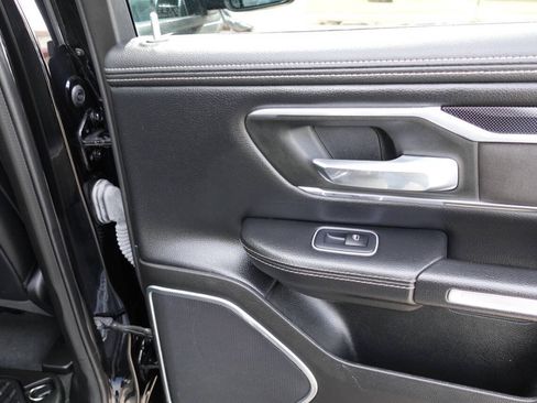 Used 2022 RAM 1500 Laramie AWD/4WD image 35