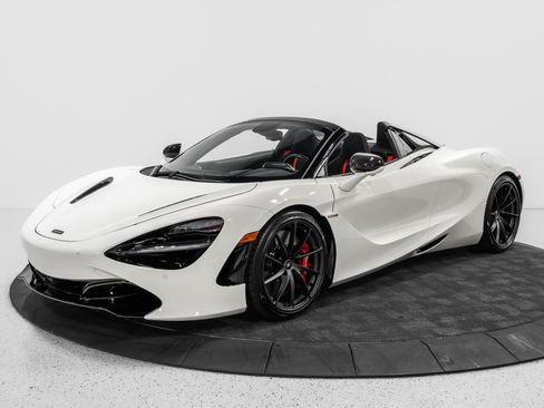 Used 2021 McLaren 720S Performance RWD image 3