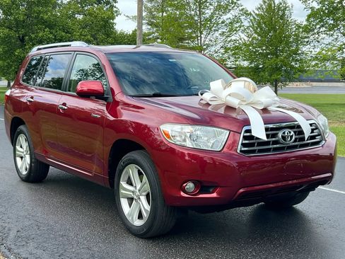 Used 2010 Toyota Highlander Limited AWD/4WD image 3
