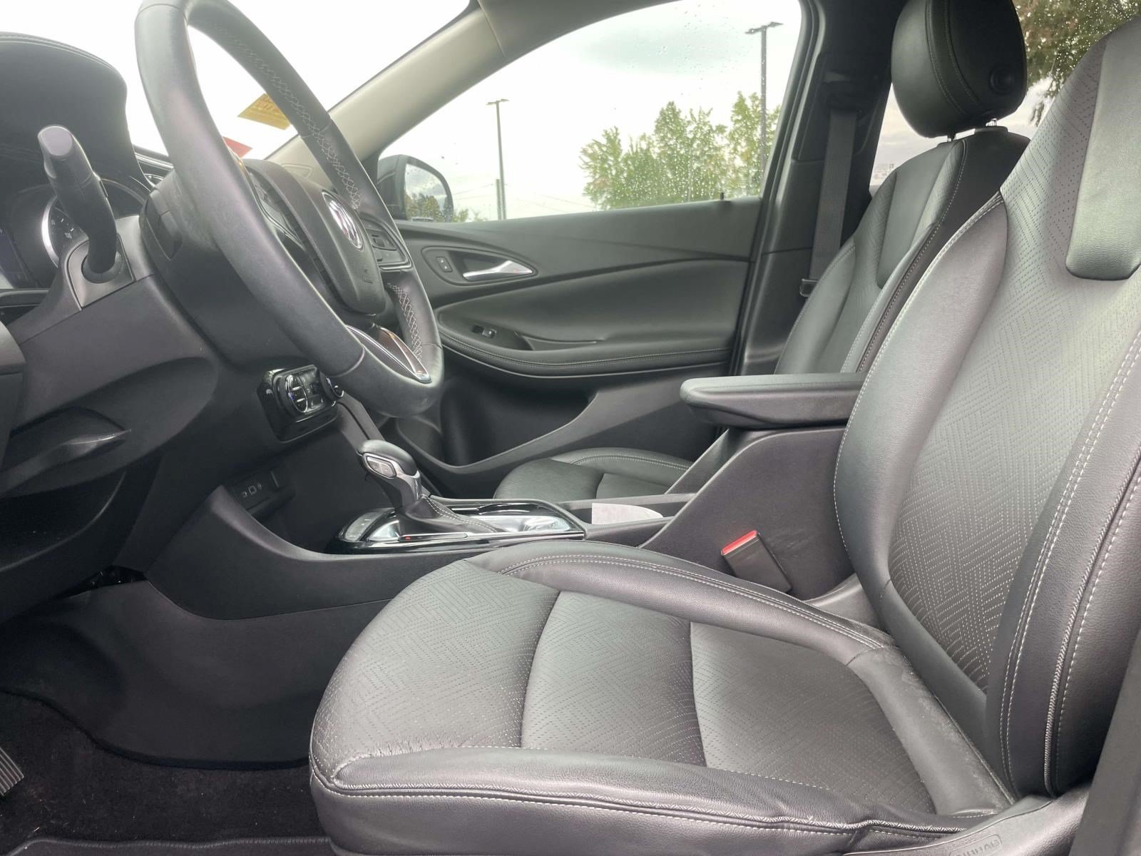 Used 2023 Buick Encore GX Essence w/ Experience Buick Package FWD image 15
