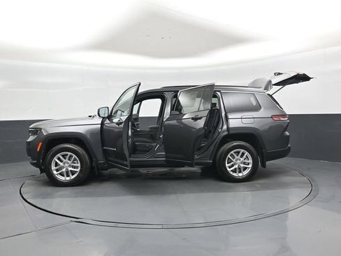 New 2026 Jeep Grand Cherokee L Laredo w/ MOPAR Finishing Package AWD/4WD image 52