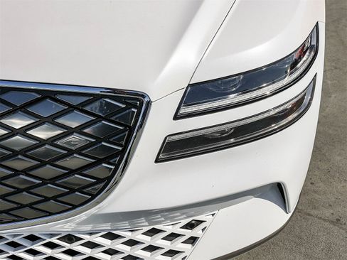 Used 2024 Genesis G80 image 10