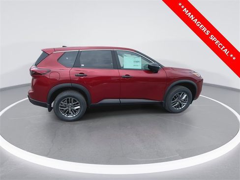 New 2026 Nissan Rogue S image 9