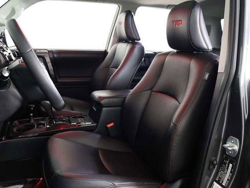 Used 2018 Toyota 4Runner TRD Off-Road Premium image 26