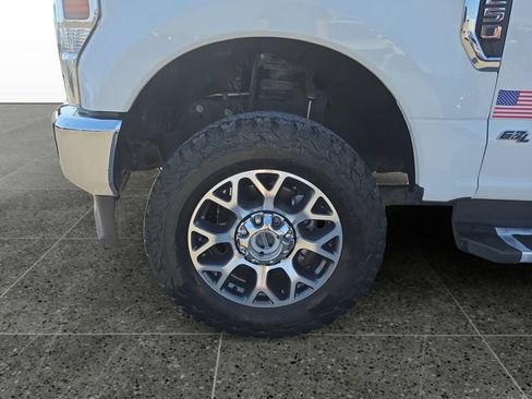 Used 2022 Ford F250 Lariat w/ Lariat Value Package AWD/4WD image 16