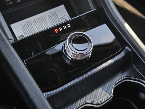 New 2025 Jeep Grand Cherokee L Altitude image 12