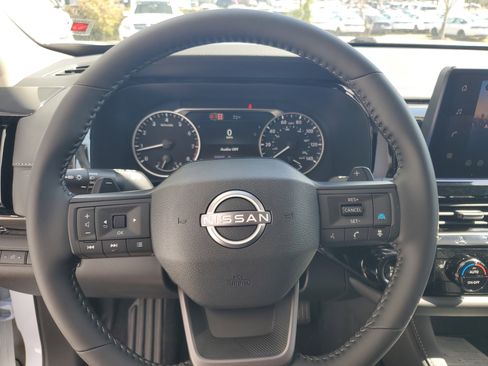 New 2026 Nissan Pathfinder SV image 11