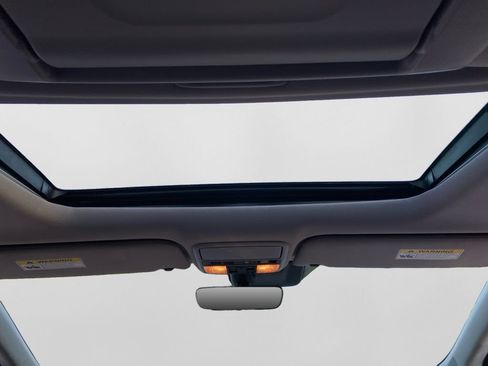 Used 2018 Honda Odyssey Elite image 37