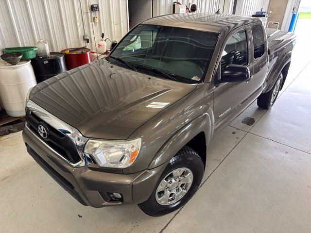 Used 2015 Toyota Tacoma 4x4 Access Cab V6 w/ SR5 Package image 25