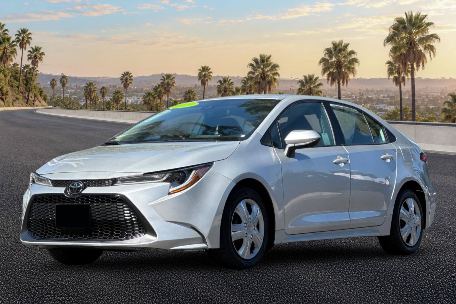 Used 2020 Toyota Corolla LE w/ Carpet Mat Package (TMS) FWD image 8