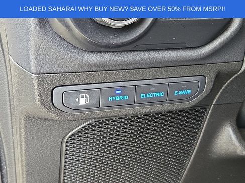 Used 2025 Jeep Wrangler Unlimited Sahara w/ Safety Group AWD/4WD image 26