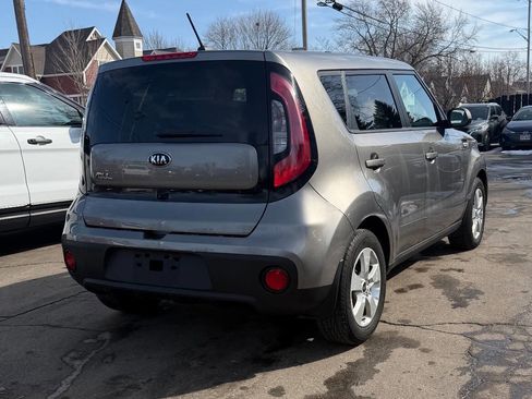 Used 2018 Kia Soul w/ Convenience Package image 11