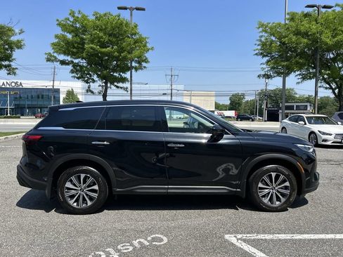 Used 2025 INFINITI QX60 Pure w/ Cargo Package AWD/4WD image 9