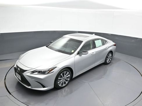 Used 2019 Lexus ES 350 w/ Premium Package FWD image 35