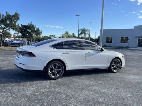 Used 2024 Honda Accord EX image 4