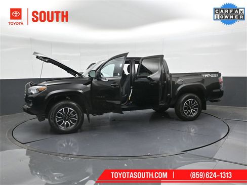 Used 2023 Toyota Tacoma TRD Sport image 49