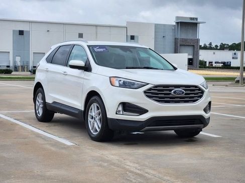 Used 2022 Ford Edge SEL w/ Convenience Package AWD/4WD image 3