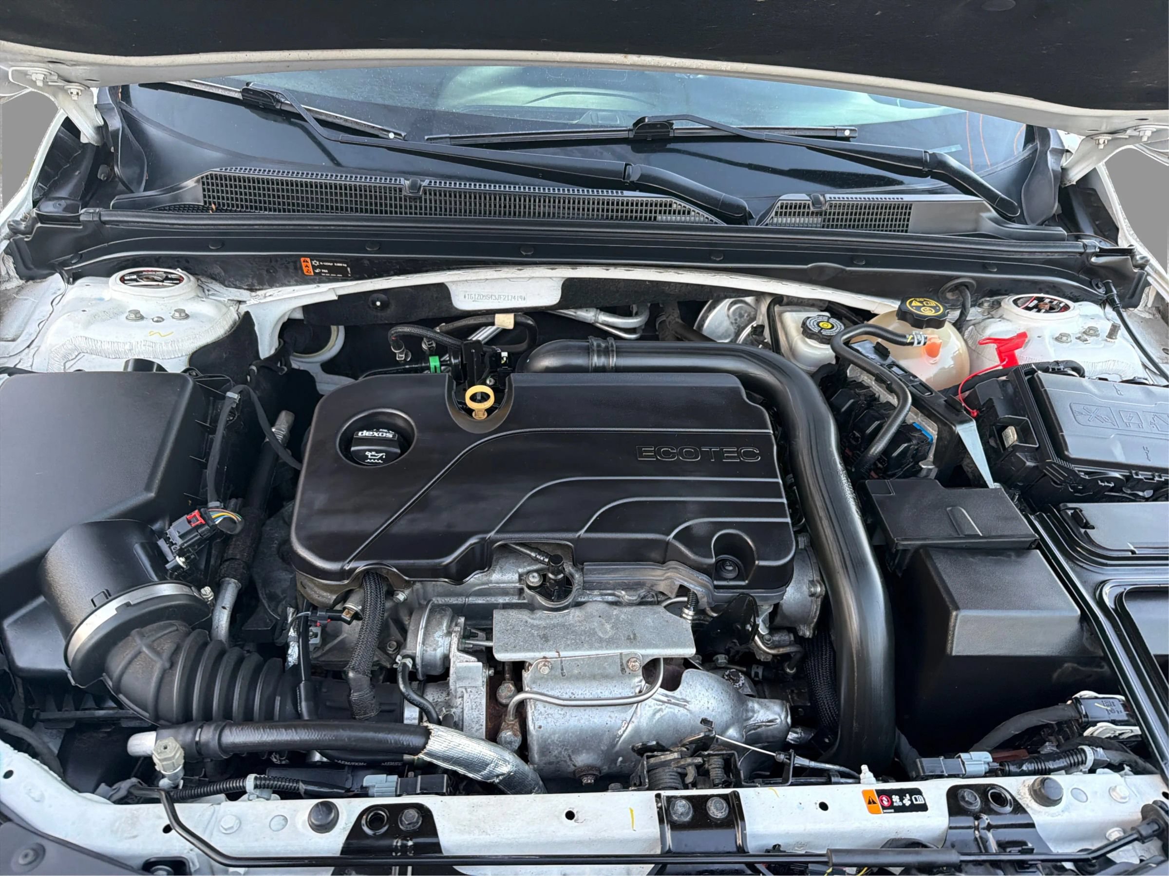 Used 2018 Chevrolet Malibu LT FWD image 24