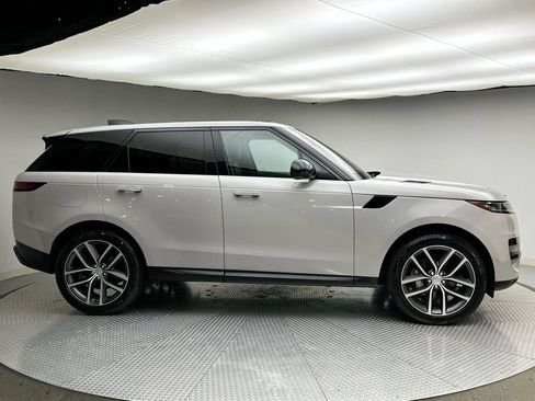 Used 2023 Land Rover Range Rover Sport SE AWD/4WD image 14