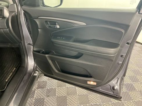 Certified 2023 Honda Ridgeline RTL-E image 31