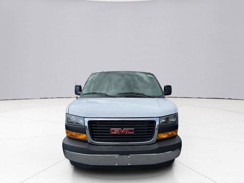 Used 2026 GMC Savana 2500 Extended w/ Driver Convenience Package RWD image 9