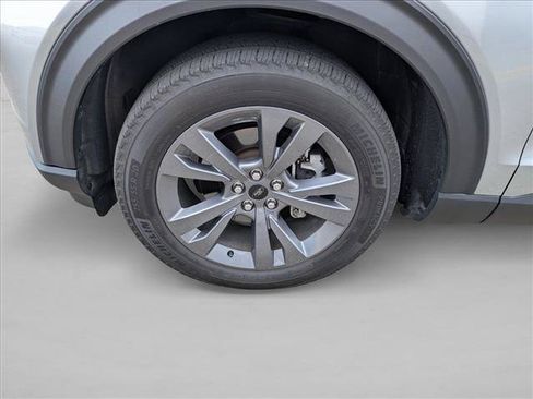 Used 2023 Ford Explorer XLT w/ Equipment Group 202A AWD/4WD image 10
