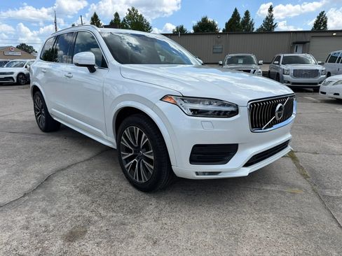 Used 2021 Volvo XC90 T6 Momentum w/ Advanced Package AWD/4WD image 7