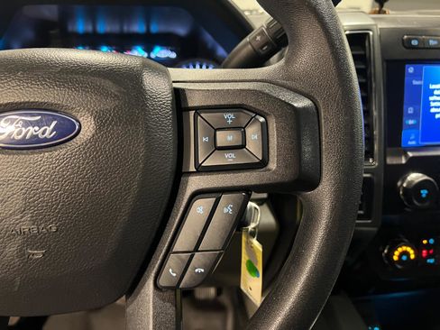 Used 2022 Ford F450 XLT w/ XLT Premium Package image 14