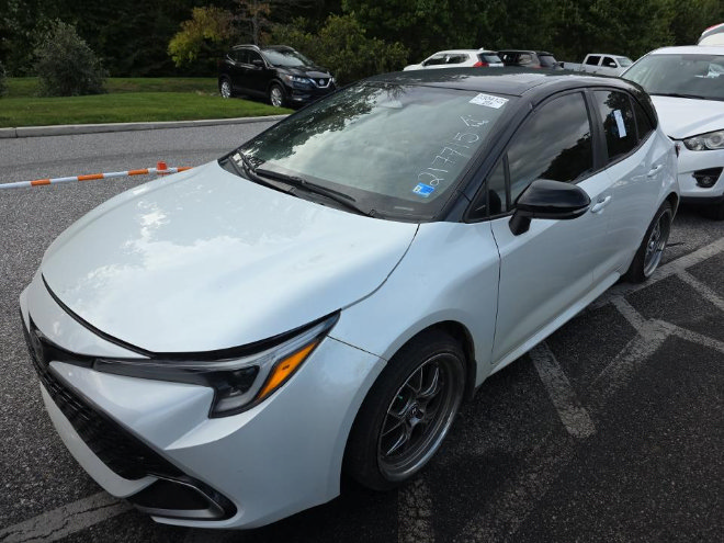 Used 2024 Toyota Corolla XSE FWD image 1
