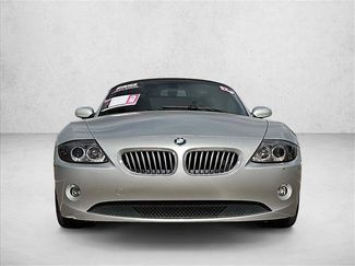 Used 2004 BMW Z4 3.0i RWD video 2