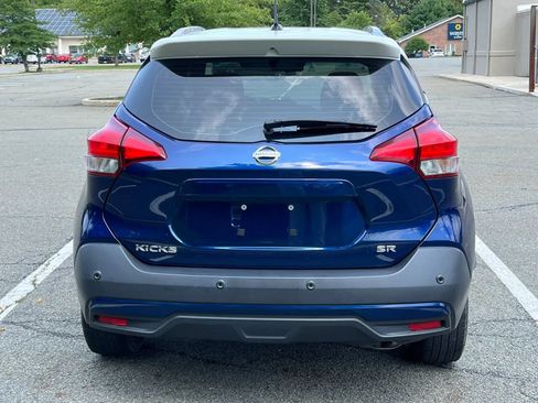 Used 2020 Nissan Kicks SR FWD image 6