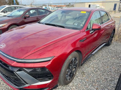 Used 2025 Hyundai Sonata SEL image 4