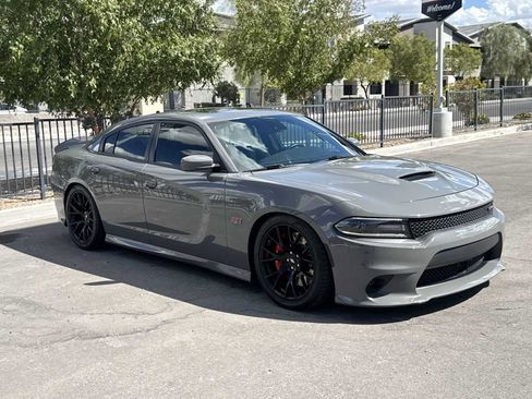 Used 2018 Dodge Charger R/T Scat Pack w/ Dynamics Package RWD image 2