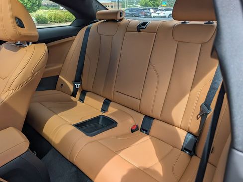 Used 2025 BMW 230i xDrive Coupe w/ Premium Package image 15