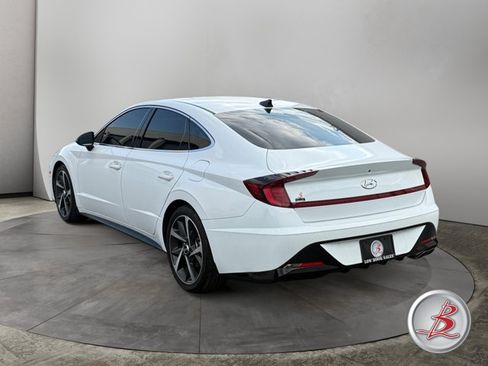 Used 2021 Hyundai Sonata SEL Plus w/ Preferred Accessory Package FWD image 5