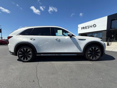 Certified 2024 MAZDA CX-90 Plug-In Hybrid w/ Premium Plus image 13
